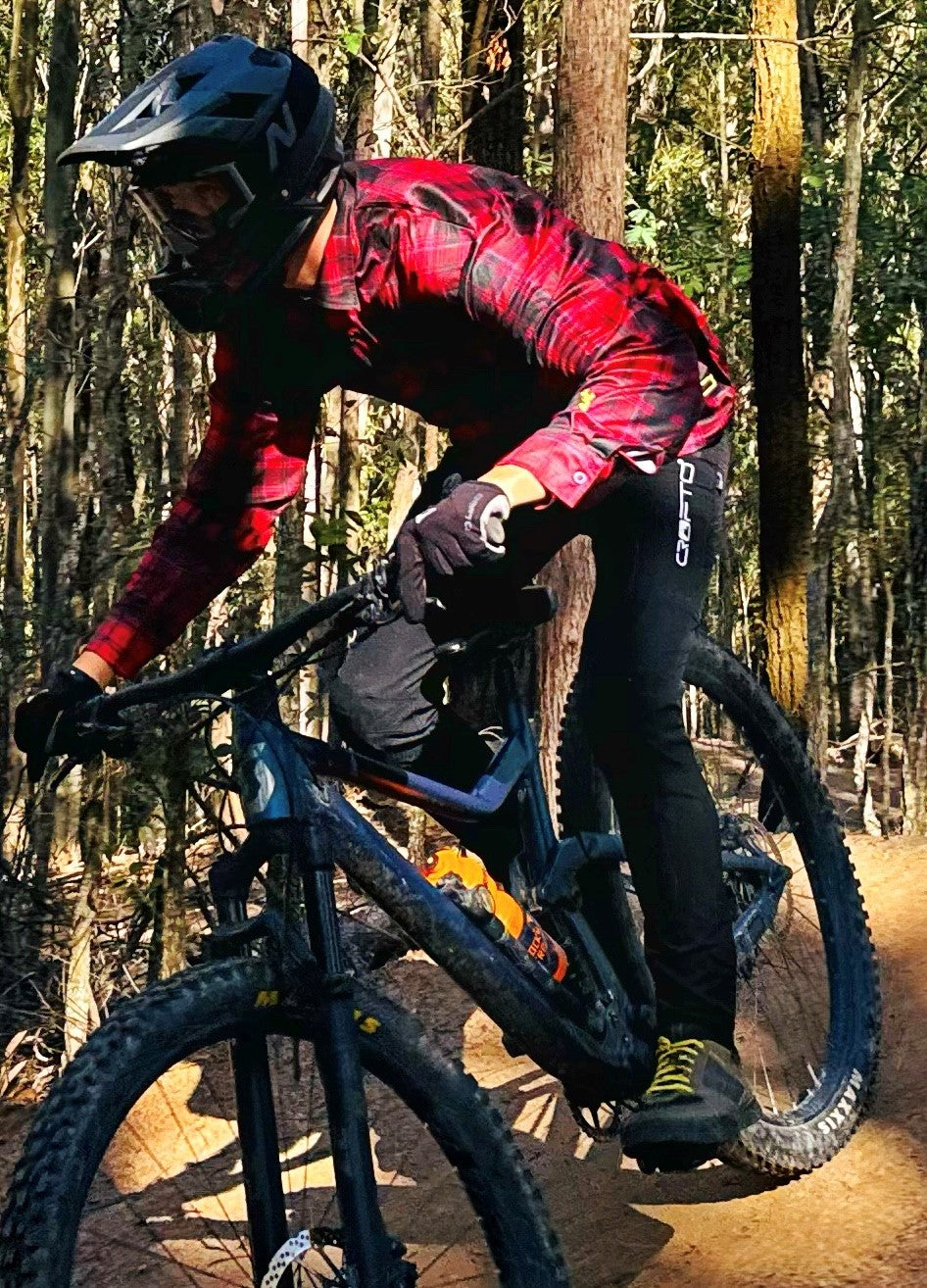 CROFTO Amaroo MTB Pants – Black | High-Performance Trail Pants