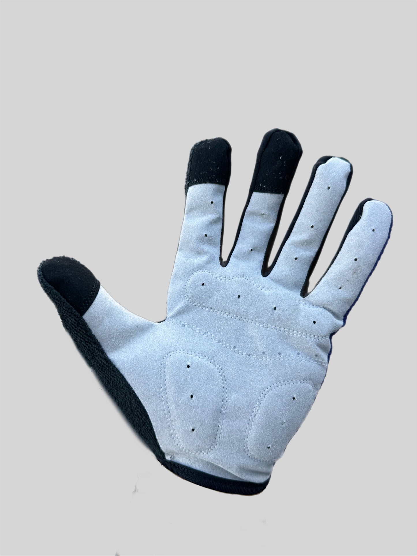 Close up of CROFTO padded mtb glove palm