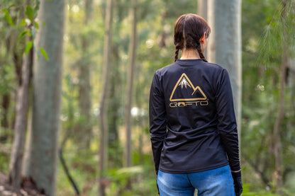 Technical long sleeve mountain bike jersey from CROFTO built for demanding trail rides and enduro mountain biking conditions.