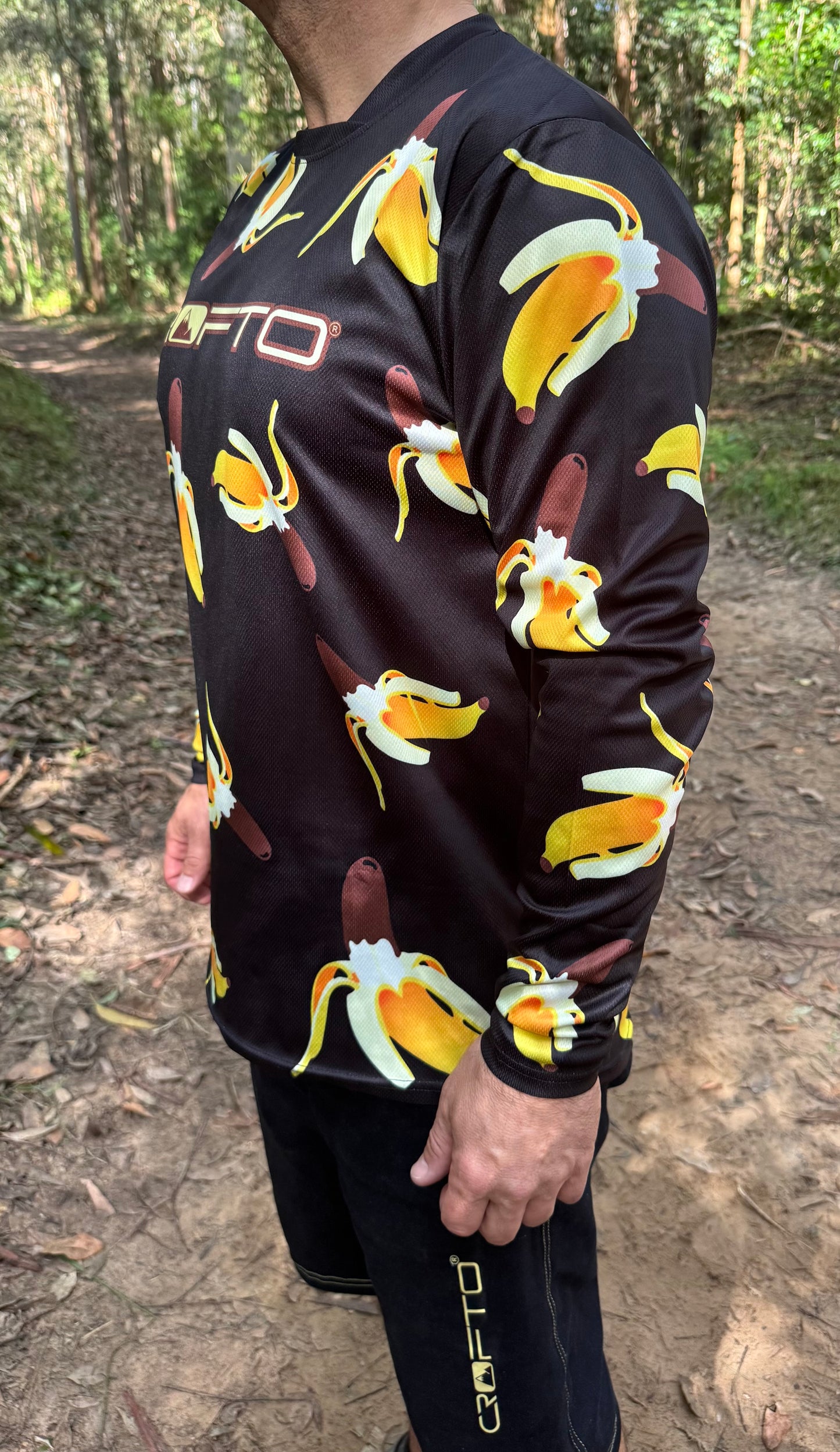 CROFTO Go Bananas MTB Jersey – Lightweight, Breathable Long Sleeve for Trail Riders who want to stand out.