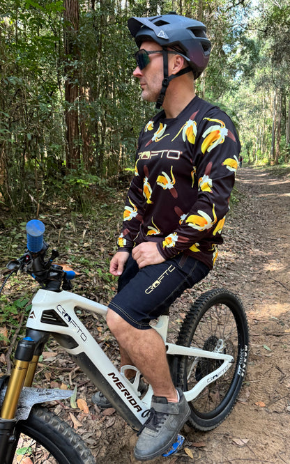 CROFTO Go Bananas MTB Jersey – Lightweight, Breathable Long Sleeve for Trail Riders who want to stand out.