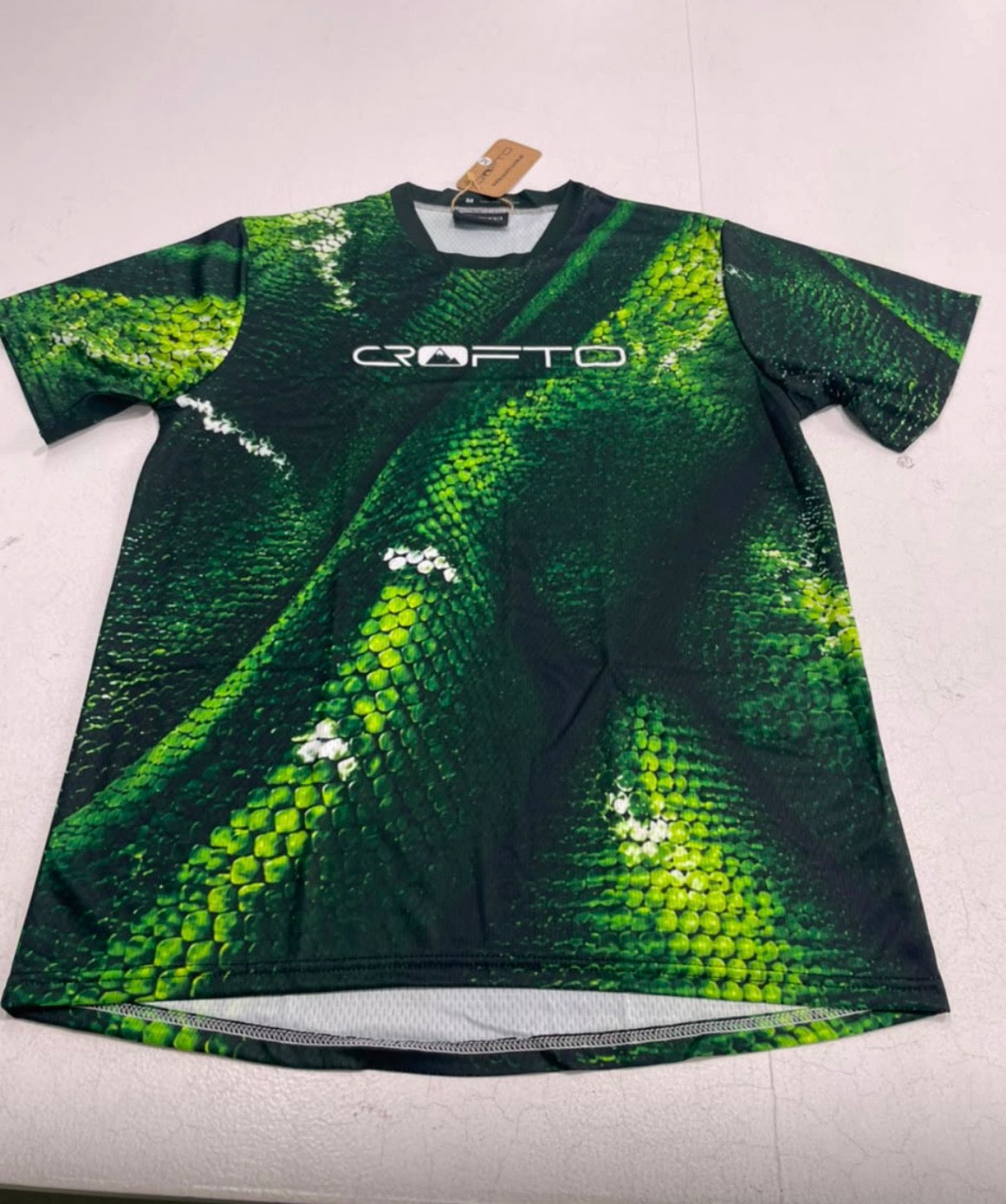 CROFTO Viper green snakeskin short sleeve MTB jersey front view